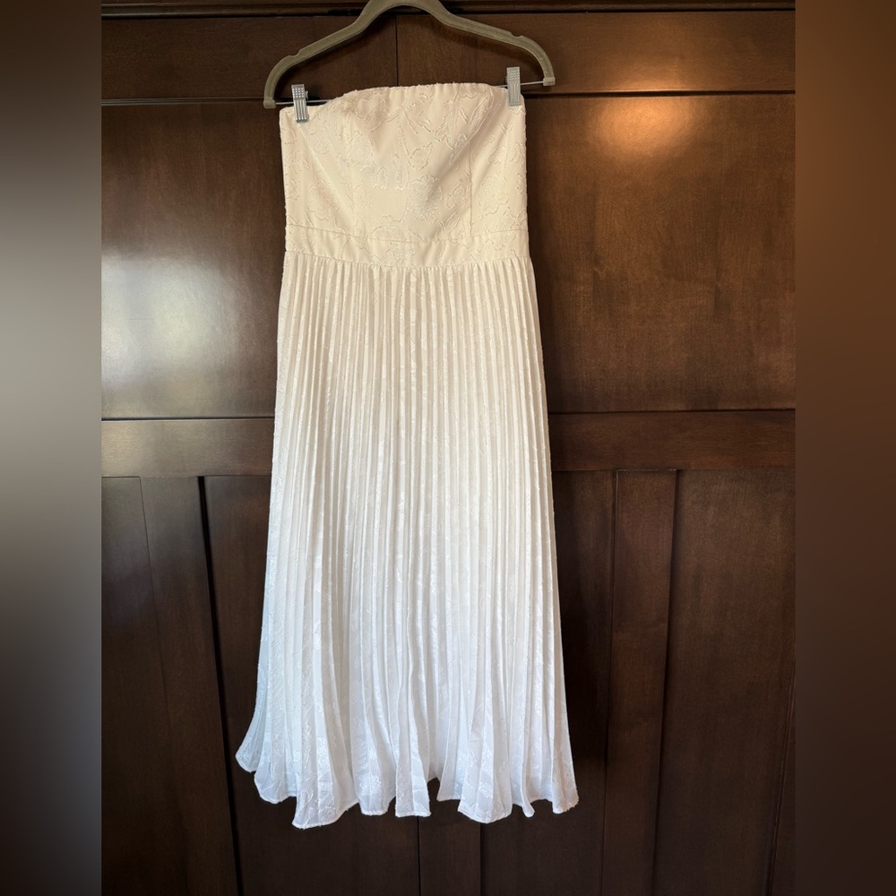 Lulus strapless dress